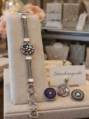 Ginger Snaps Silver Multi-Chain Bracelet & 3 Interchangeable Snaps Bundle